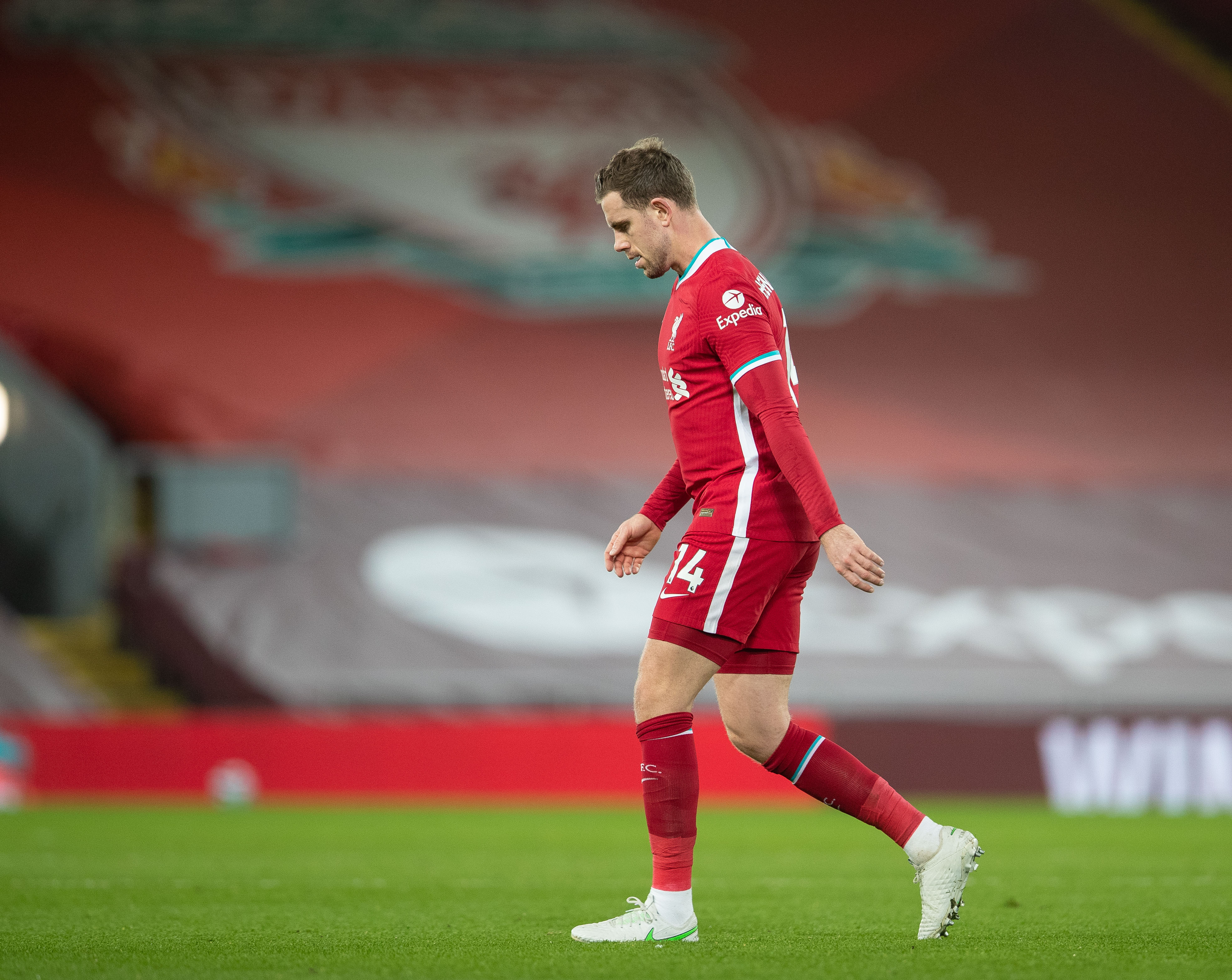 会上场吗？阿方索-戴维斯时隔262天进入拜仁的比赛大名单（262天后重返拜仁大名单，阿方索-戴维斯能否登场？）