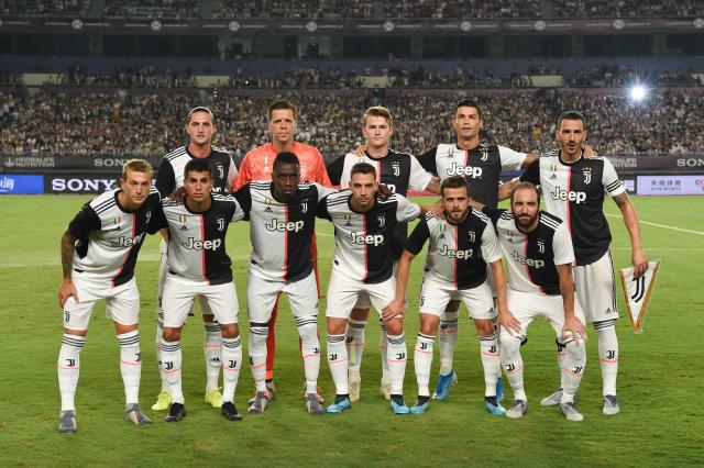 国安主场战平广州恒大（北京国安主场与广州恒大战成平局）