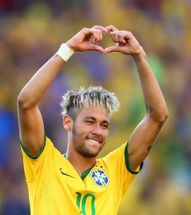 皇马主帅还没过关！2天后西甲非胜不可，输球或走人，2巨星能救他（皇马教头危机未解！48小时后联赛唯有取胜，若败恐下课，两大巨星能否力挽狂澜）