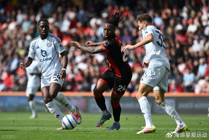 卡斯蒂亚赢得对手球迷赞誉，被称“多年来所遇到的最佳球队”（对手球迷盛赞卡斯蒂亚：称其为近年所遇最强球队）