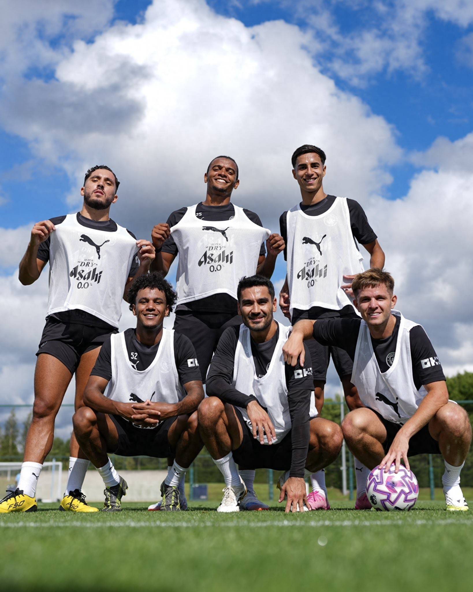 卫报：曼联新球场计划受阻，在买地谈判方面陷入僵局（卫报：购地谈判停滞，曼联新球场项目受挫）