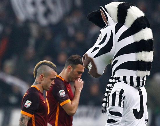 名记：帕利尼亚不会去韩国踢纽卡，热刺首秀可能是下周对拜仁（名记称帕利尼亚无缘韩国战纽卡，或下周对阵拜仁迎热刺首秀）