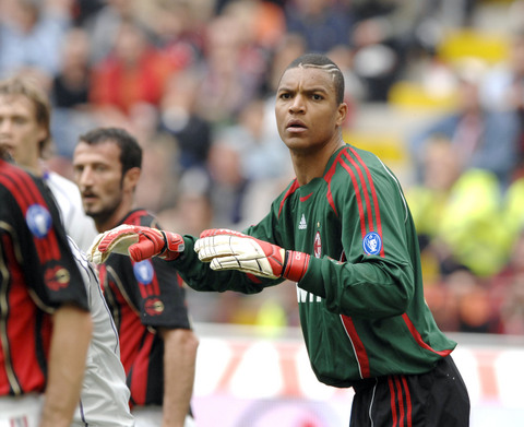 遇求不满：董方卓爆英超派对一夜千女，王楚淇支持C罗言论。（董方卓谈英超派对内幕，王楚淇力挺C罗观点）