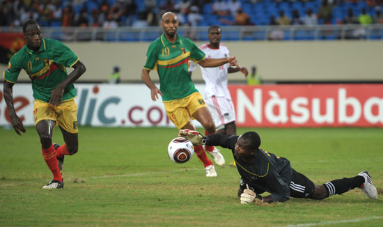 广厦男篮末节绝杀福建（广厦男篮末节压哨击败福建）
