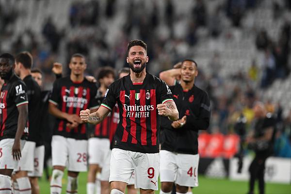 曹法尔：我为西汉姆踢球5年，却只换来了30秒的不续约通知（曹法尔：为西汉姆效力五年，获知不续约仅用30秒）