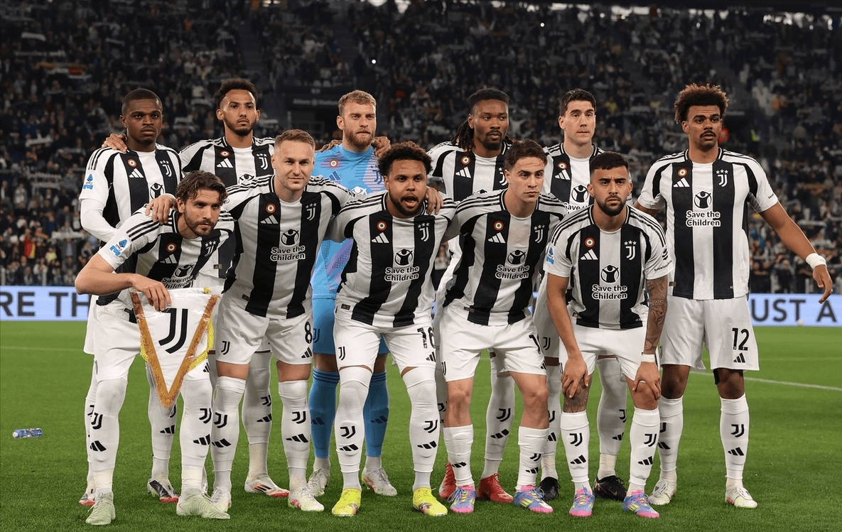 吾米提江：看到冠军奖杯，还是觉得一点也不累、一切都值得（吾米提江：捧起冠军奖杯那一刻，所有疲惫都不算，一切付出都值得）