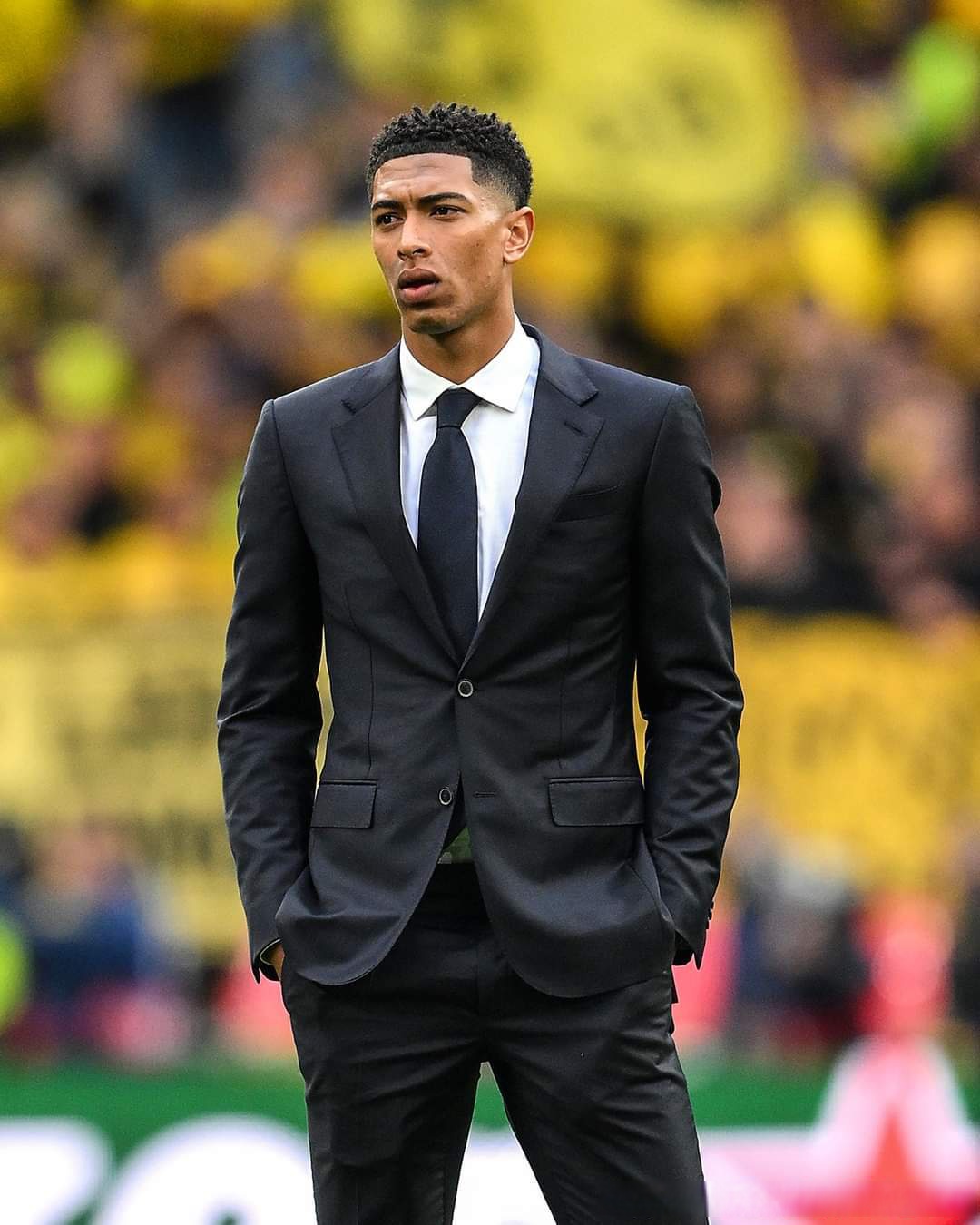 国乒五连胜毫无悬念，孙颖莎短暂挂靴，王曼昱挑大梁（国乒五战全胜无悬念，孙颖莎暂别赛场，王曼昱挑起重担）