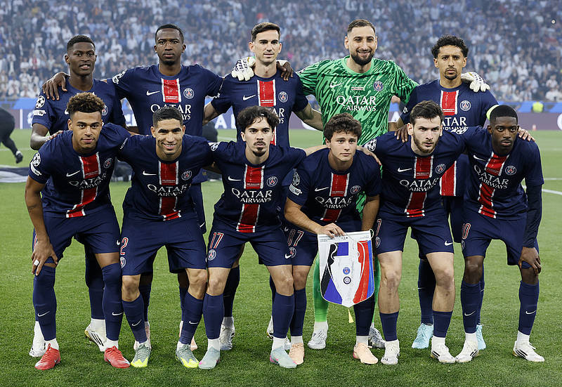 近400名爱好者齐聚，2025“翎跃山海”羽毛球巡回赛广州站落幕（2025“翎跃山海”羽毛球巡回赛广州站圆满收官，近400位爱好者共襄盛会）